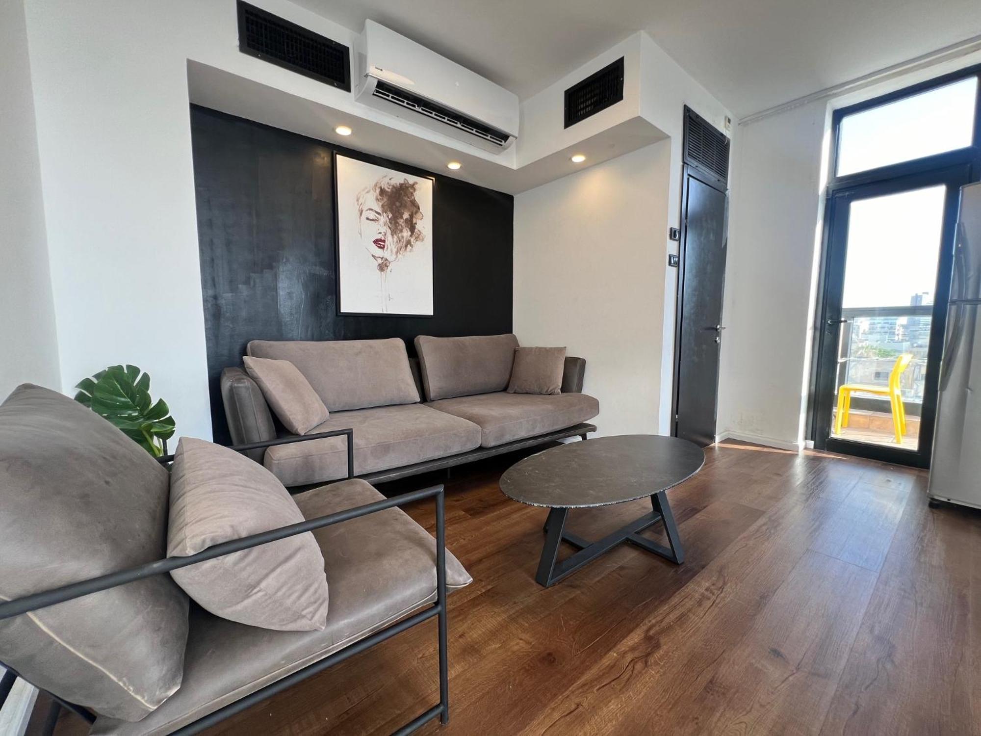 3bedrooms With Balcony And Shelter Yarkon15 Căn hộ *